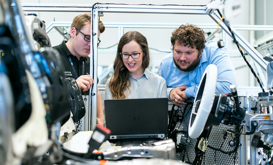 توضيح الخدمة